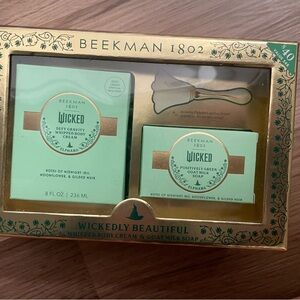Beekman 1802 Wickedly Beautiful Body Cream & Soap Set - Mint Green